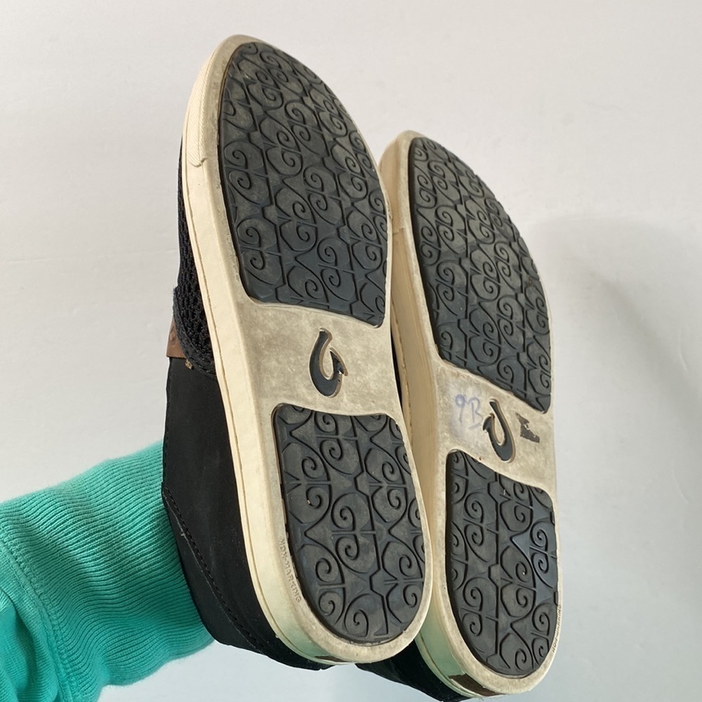 Olukai Pehuea slip on black shoes Sz 7 - Picture 3 of 5